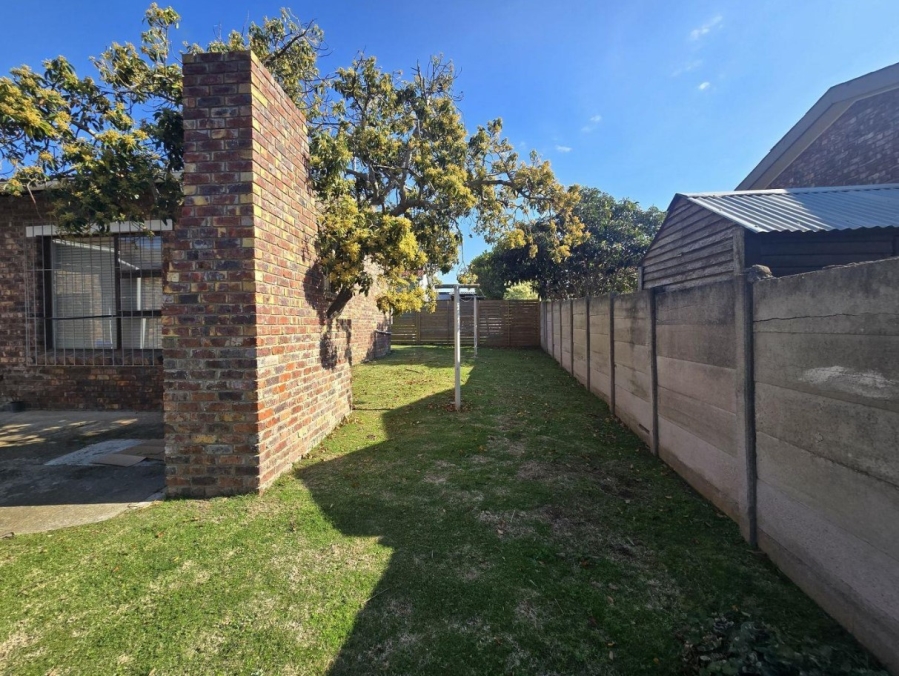 4 Bedroom Property for Sale in Noorsekloof Eastern Cape